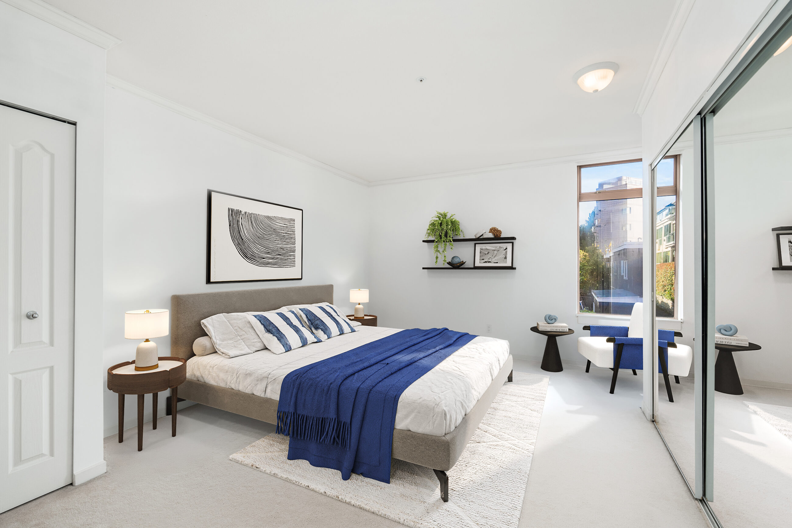 #302 – 2271 Bellevue Avenue